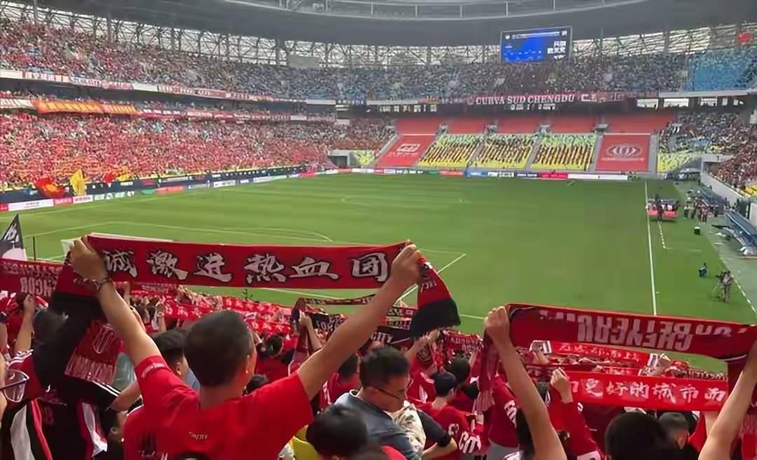 米兰官方网站-关于金州勇士训练开放日，转会期主帅复盘引欢呼，亚冠在即，球探报告显示潜力的信息