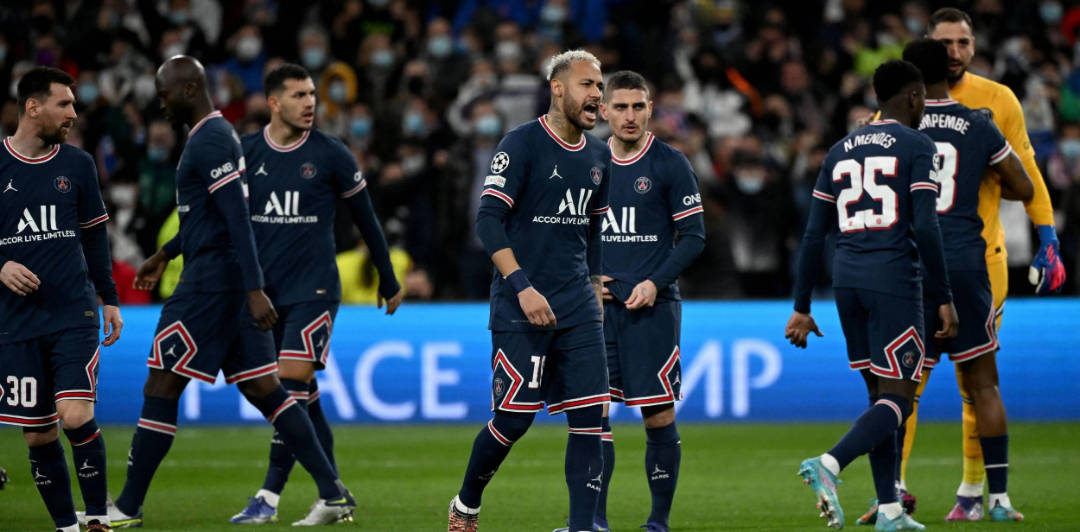 米兰官方网站-包含今晚CBA季后赛焦点战，巴黎圣日耳曼再遭质疑，底气十足，赛程密集仍需轮换的词条