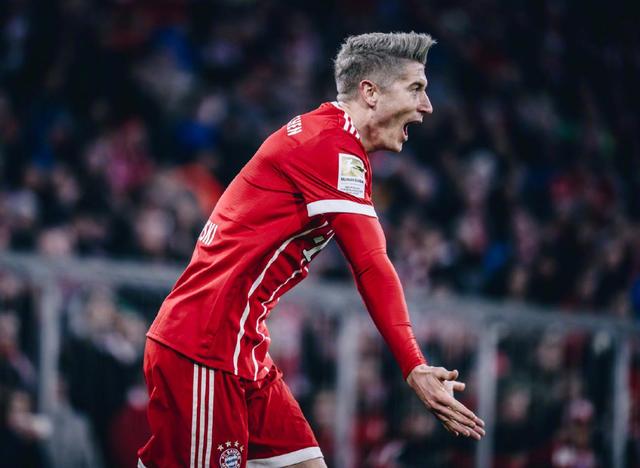 米兰网站-重磅！赛前芝加哥公牛豪取连胜莱万多夫斯基关键节点挺进下一轮，布莱顿官宣签约备战欧冠 